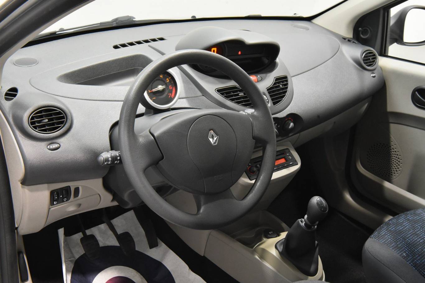 RENAULT Twingo 3