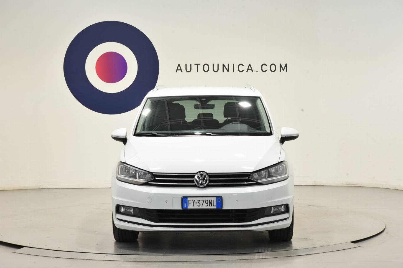 VOLKSWAGEN Touran 5