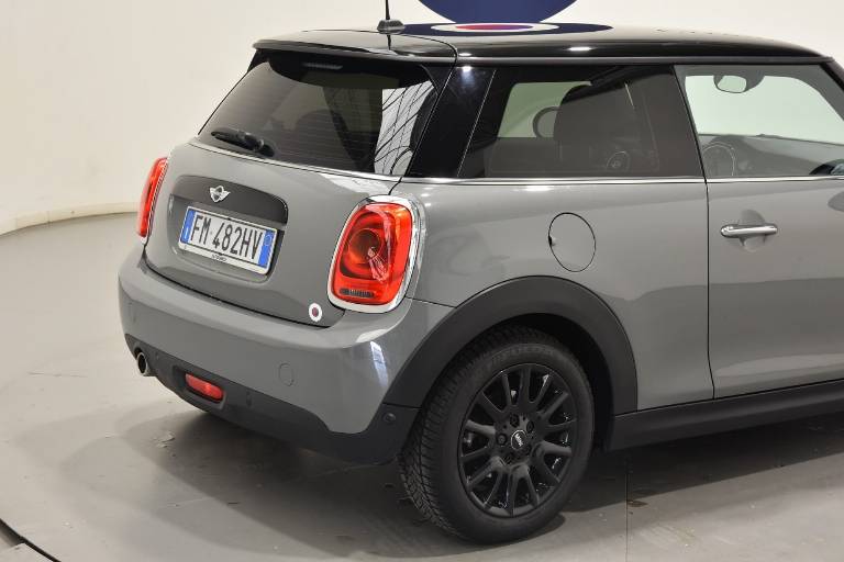 MINI Cooper D 23