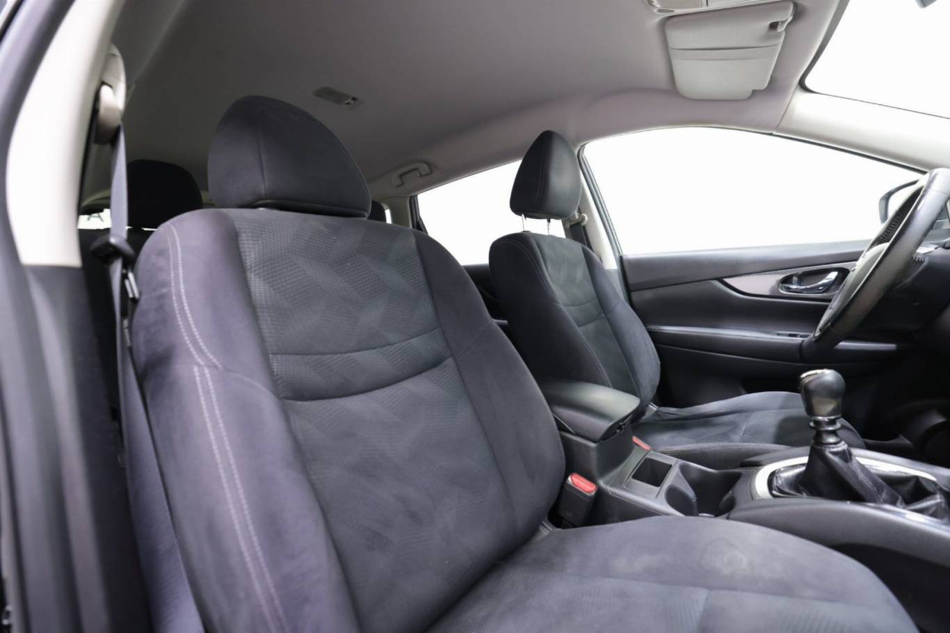 NISSAN X-Trail 46
