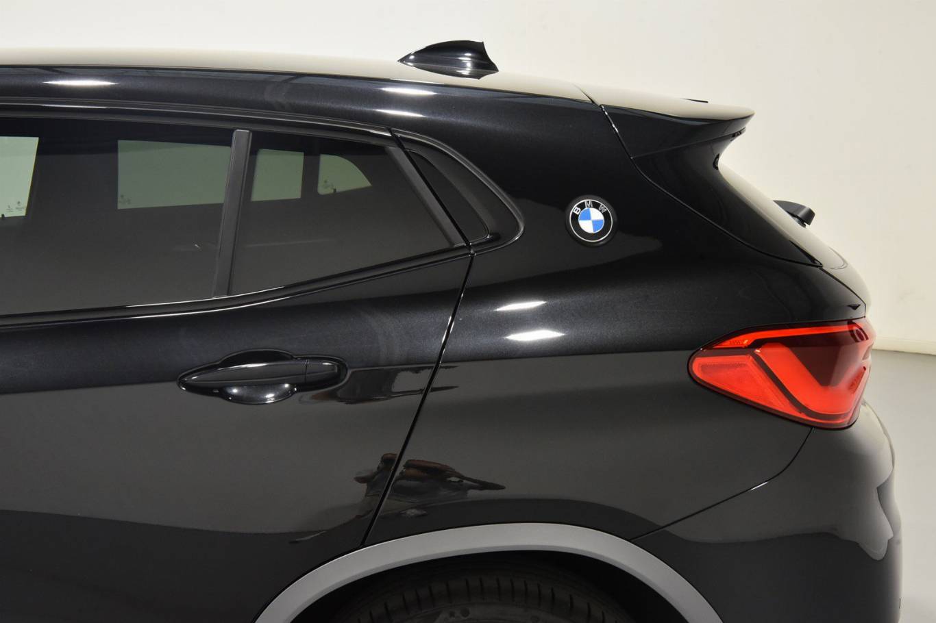 BMW X2 53