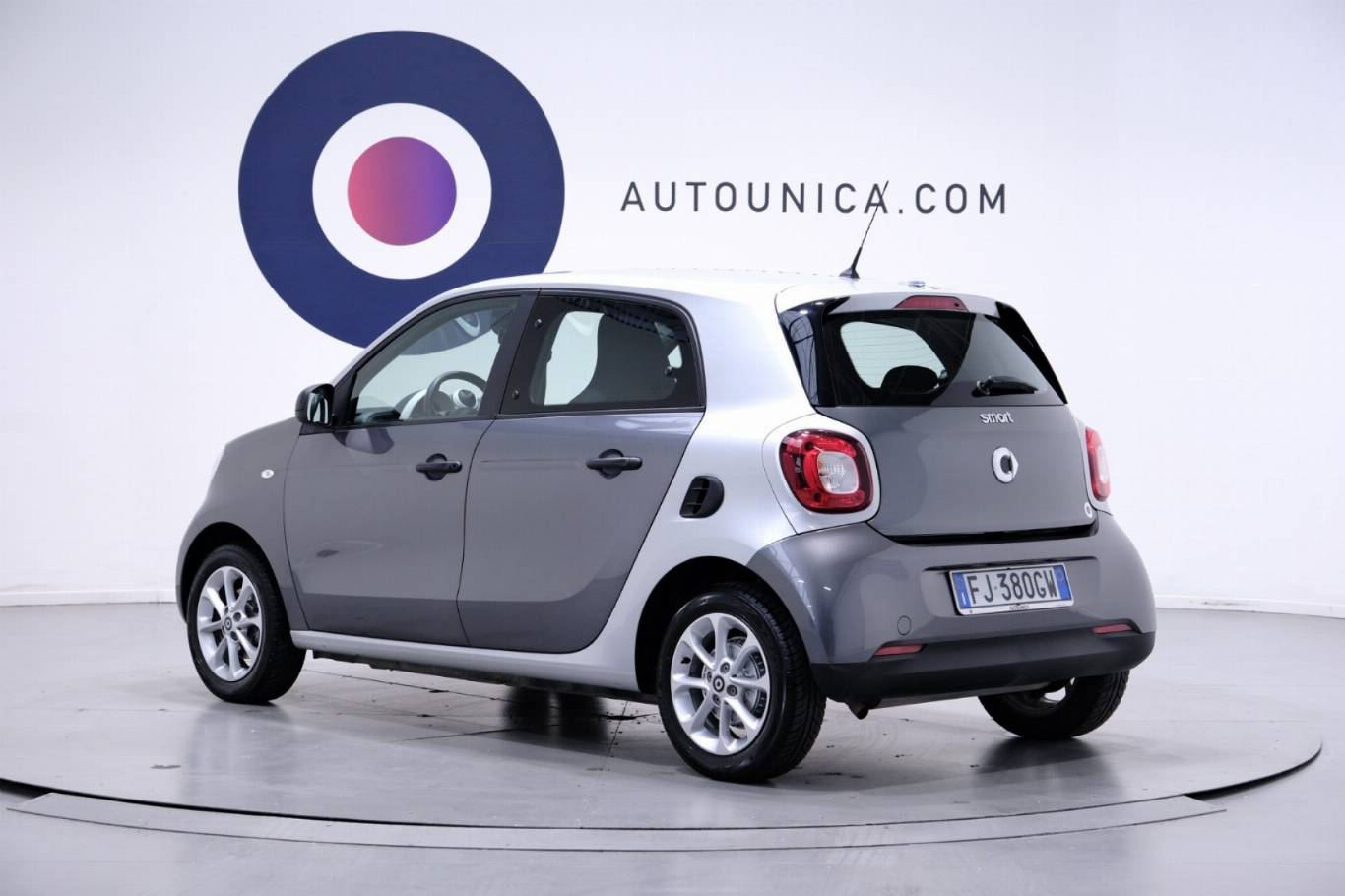 SMART ForFour 17