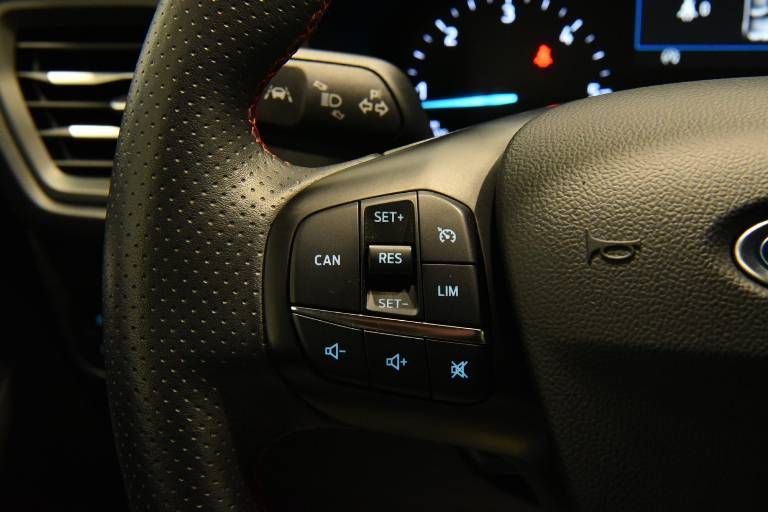 FORD Focus 7