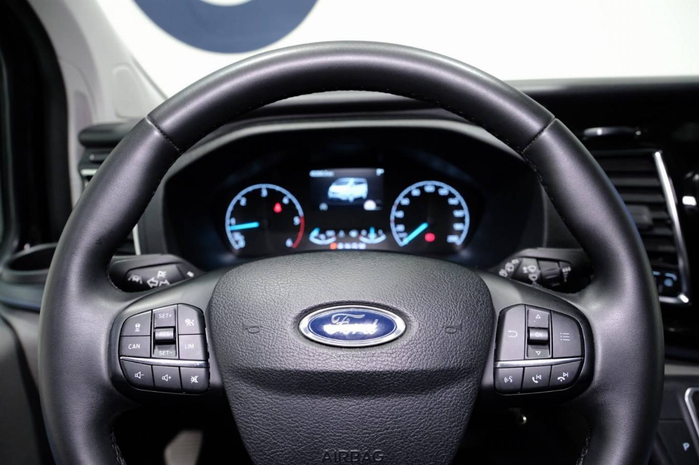 FORD Tourneo Custom 7