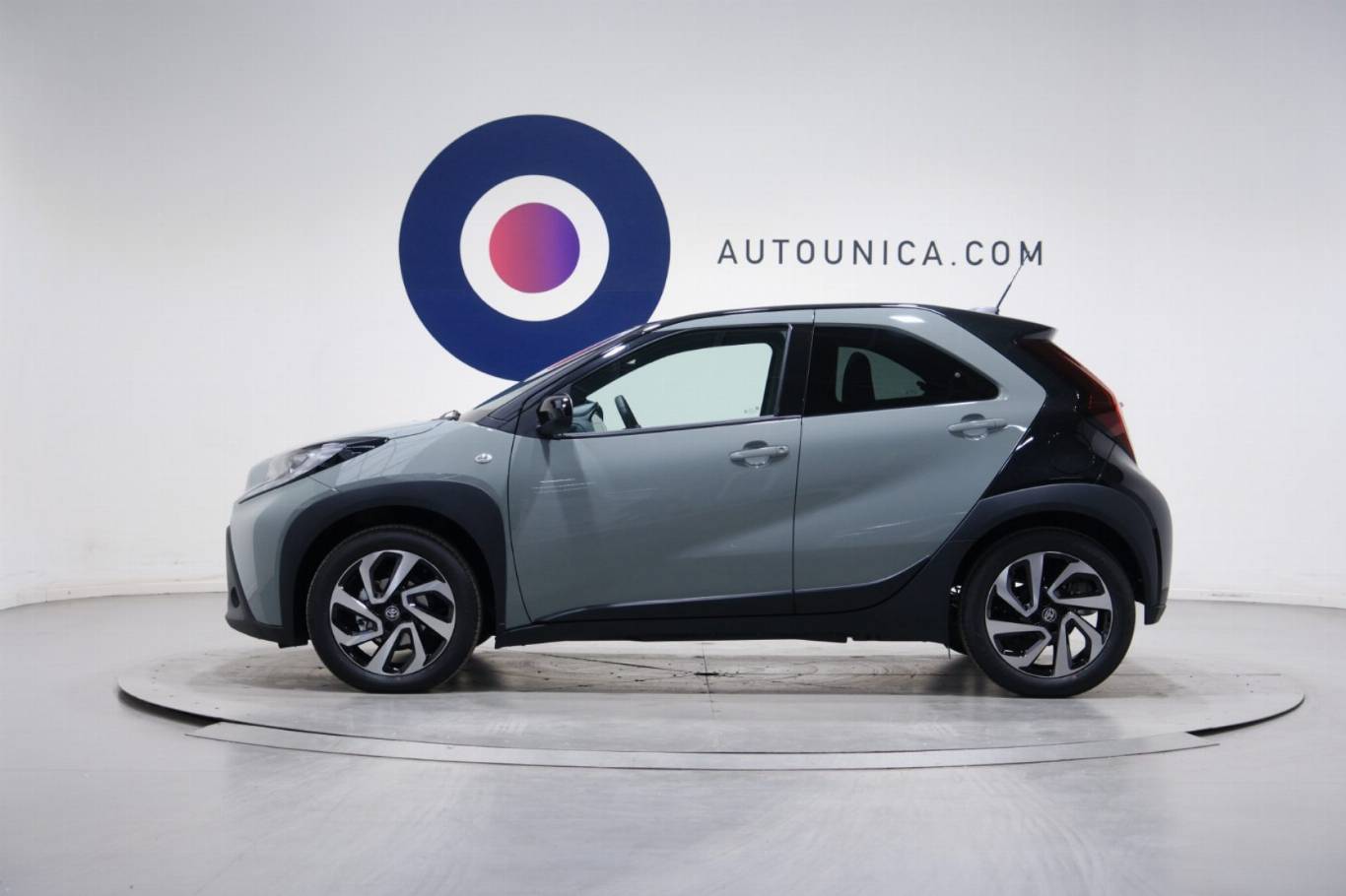 TOYOTA Aygo X 18