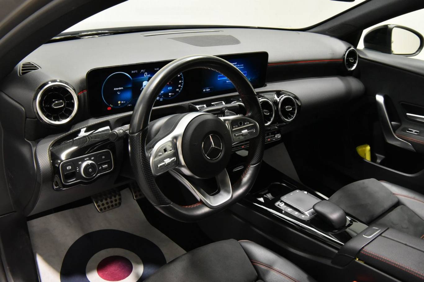 MERCEDES-BENZ A 250 3