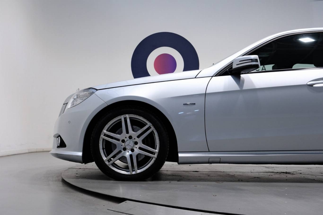 MERCEDES-BENZ E 250 11