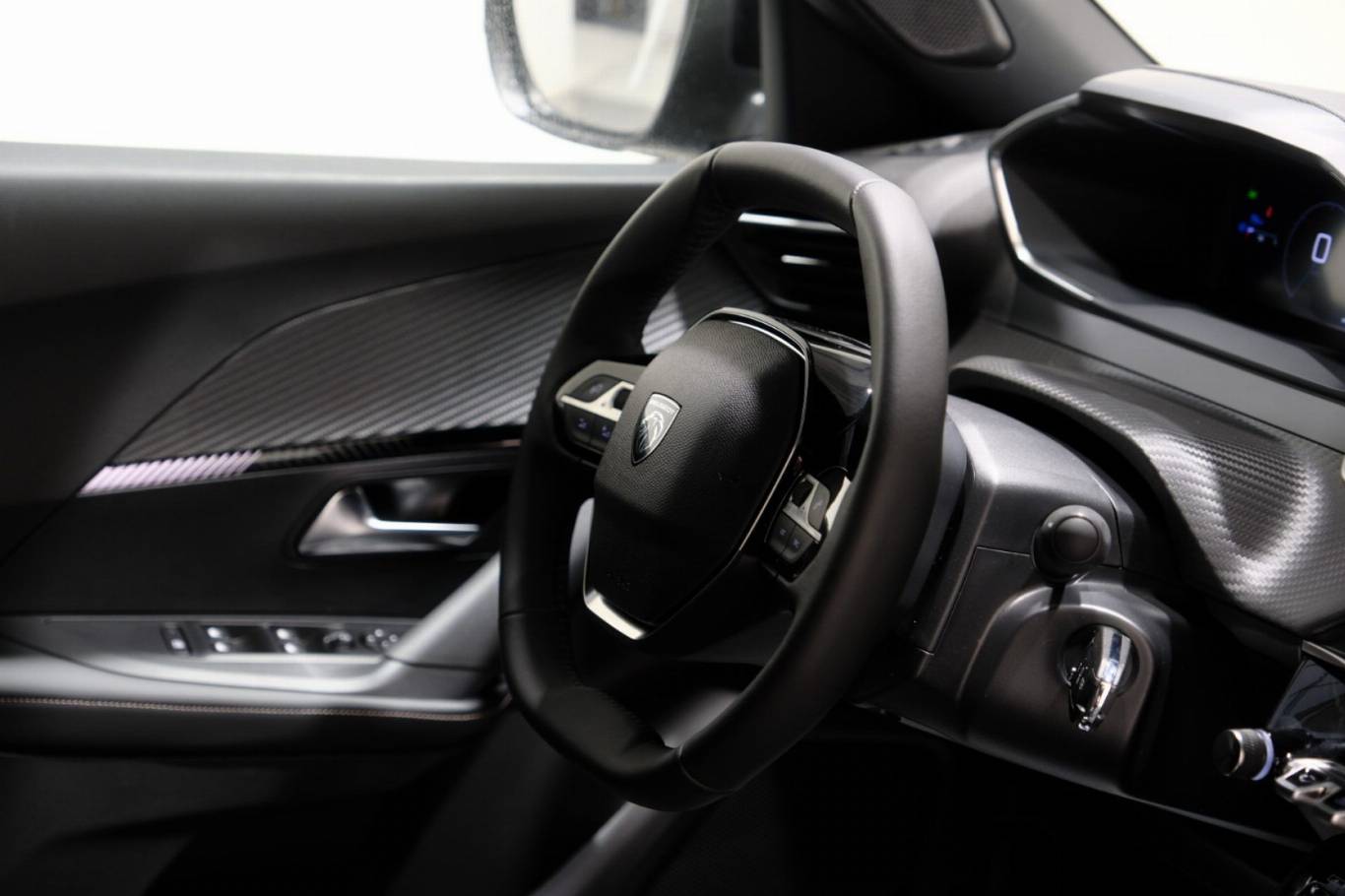 PEUGEOT 2008 54
