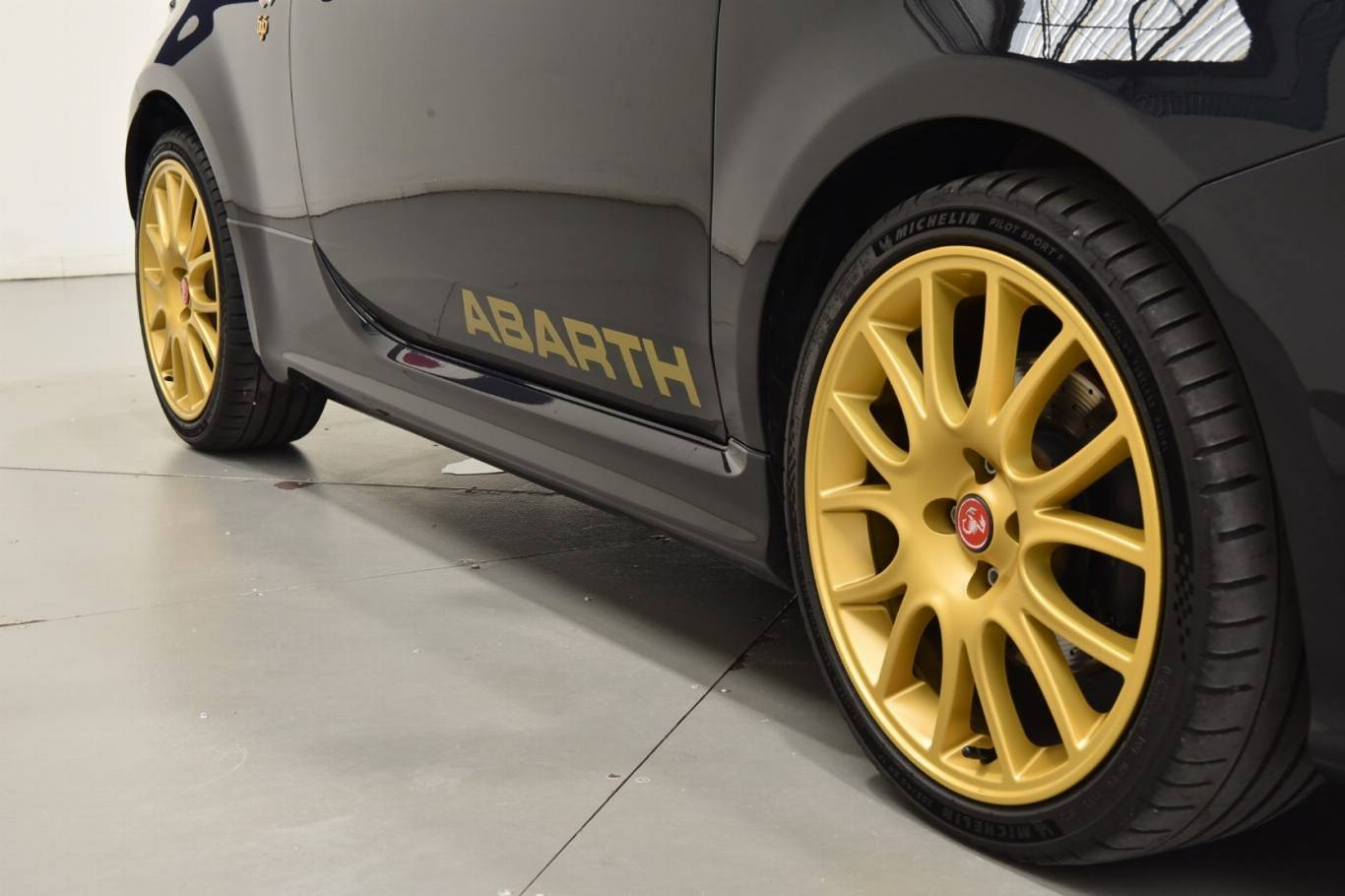 ABARTH 595 18
