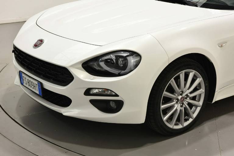 FIAT 124 Spider 40