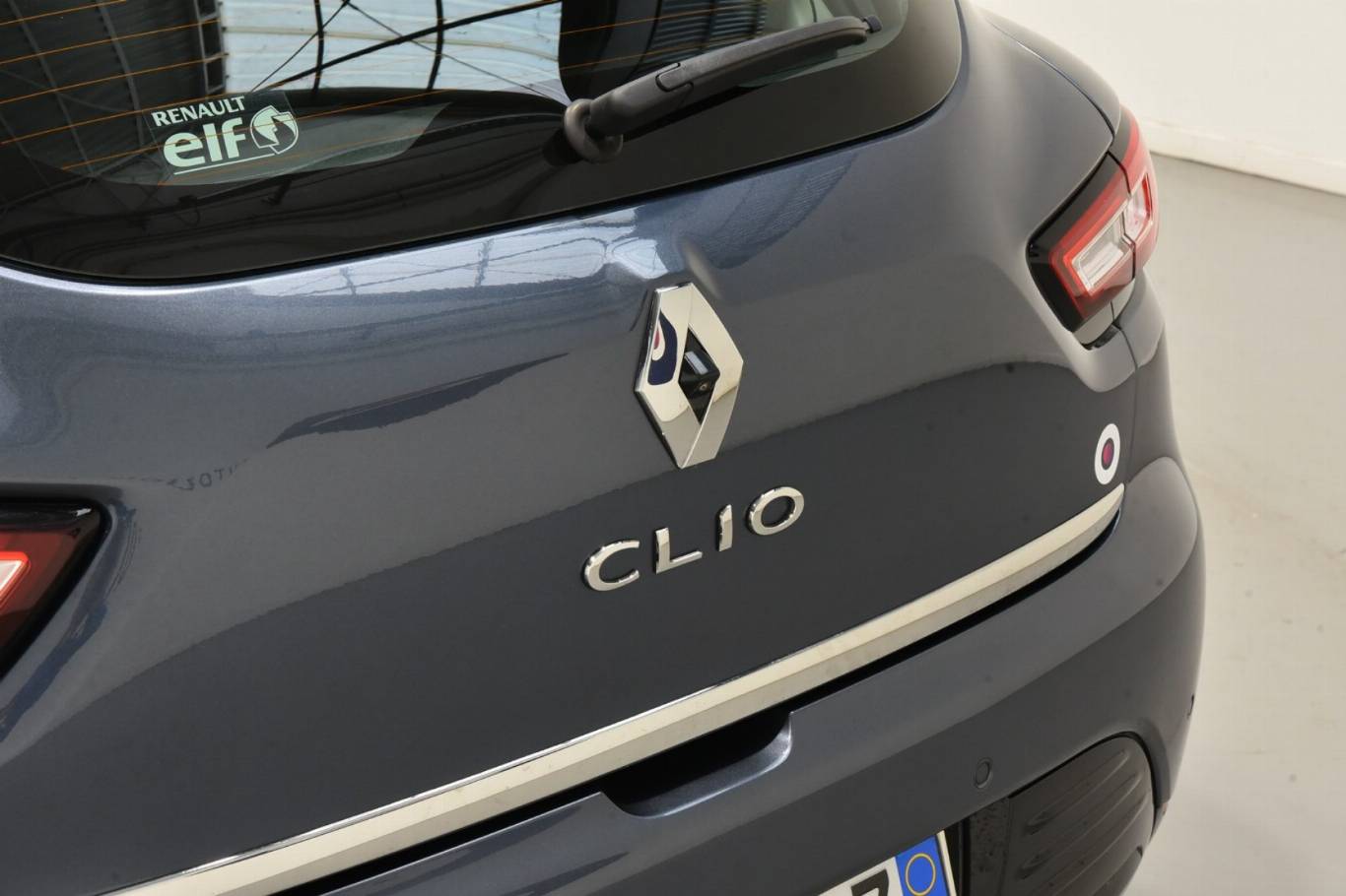 RENAULT Clio 44