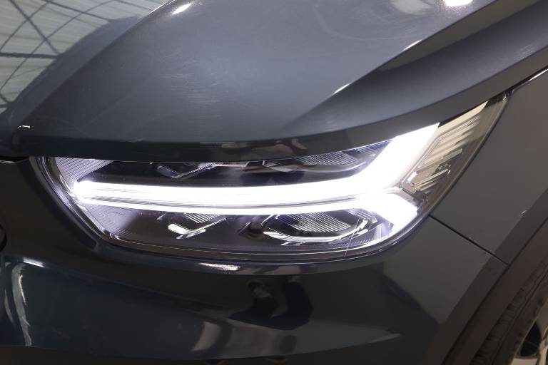 VOLVO XC40 42