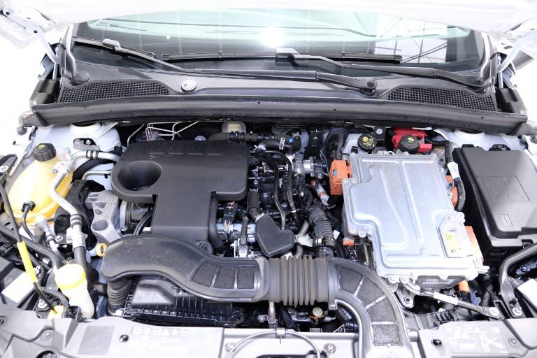 RENAULT Clio 64