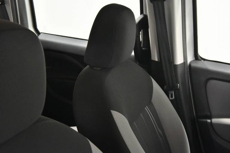 FIAT Doblo 39
