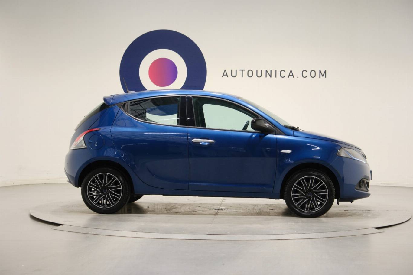 LANCIA Ypsilon 4