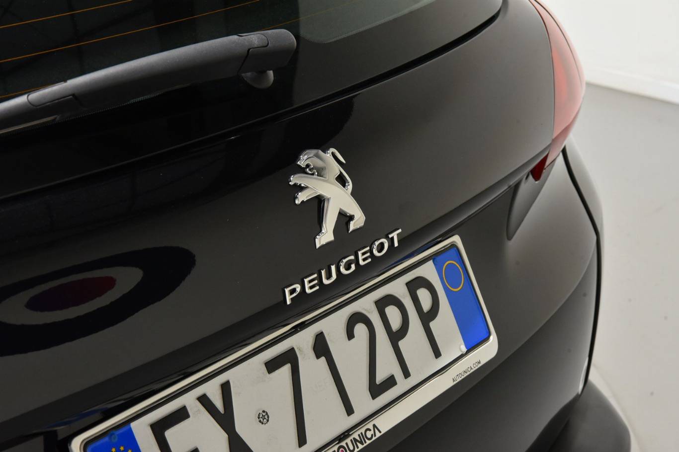 PEUGEOT 2008 44