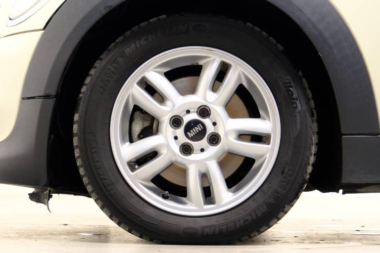 MINI Clubman 13