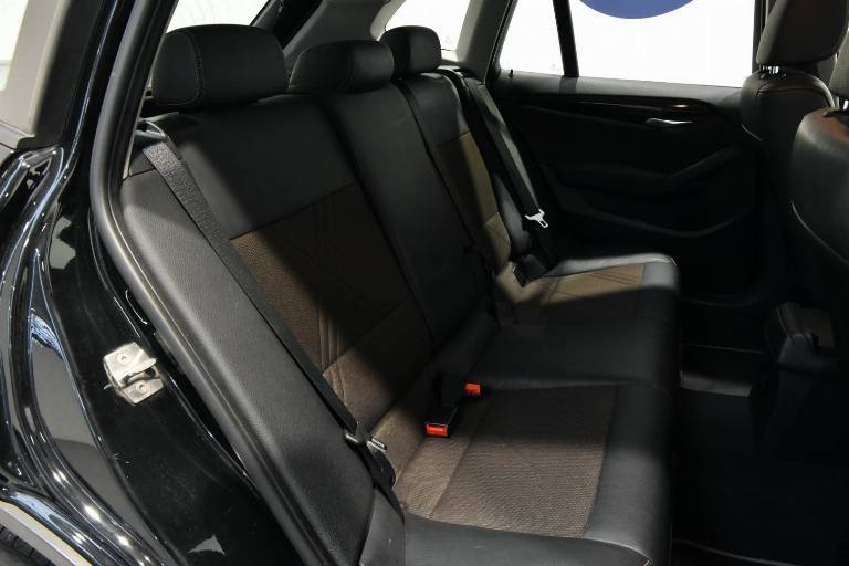 BMW X1 44