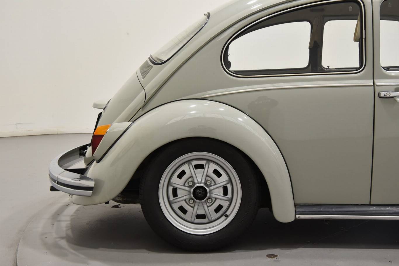 VOLKSWAGEN Maggiolino 47