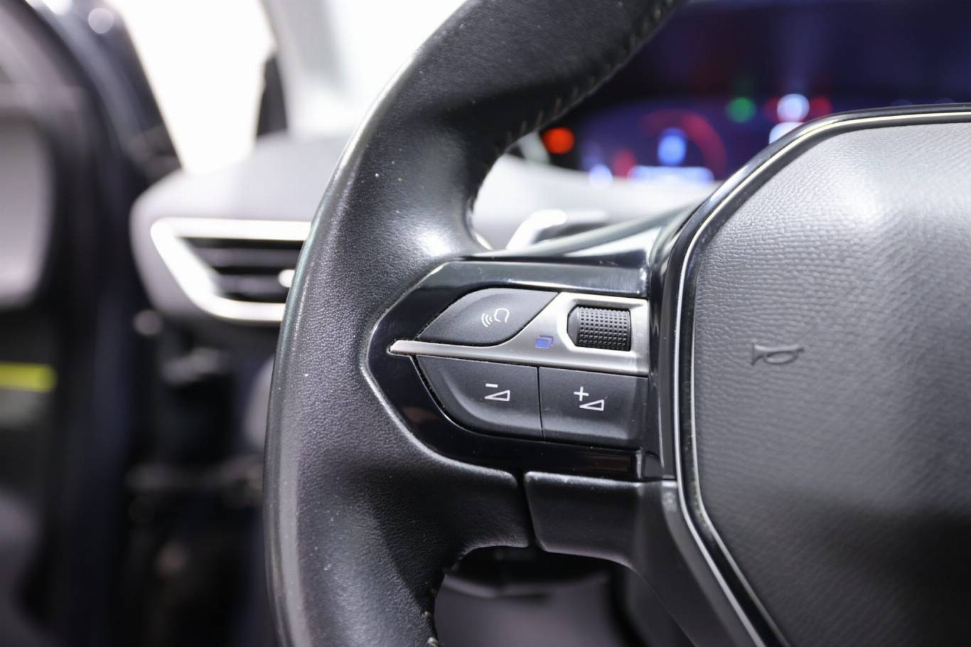 PEUGEOT 3008 20