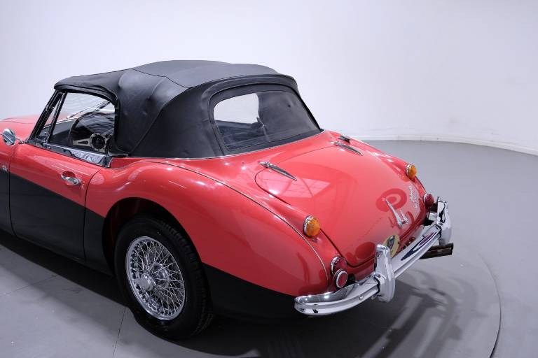 AUSTIN Healey 67