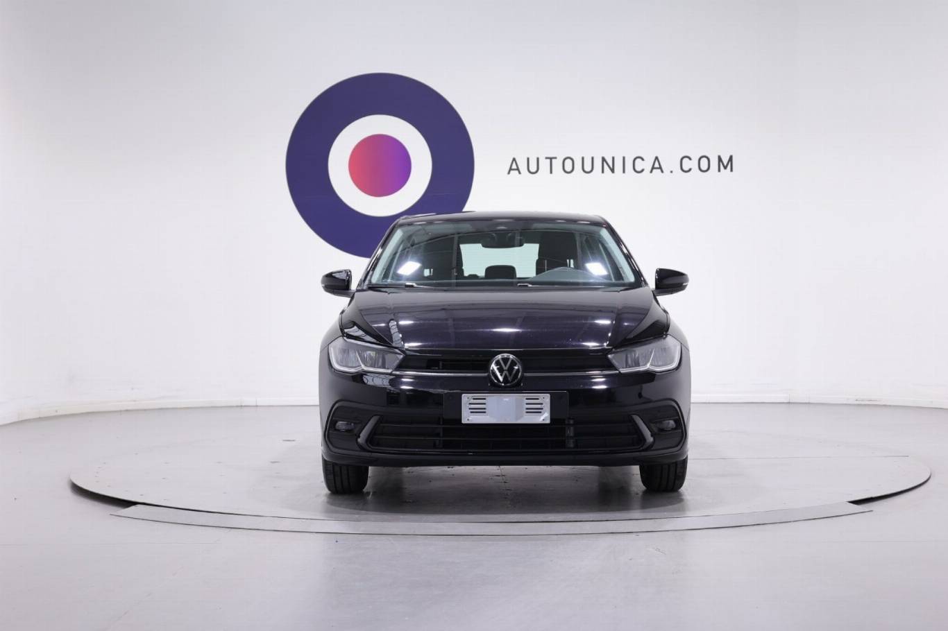 VOLKSWAGEN Polo 2