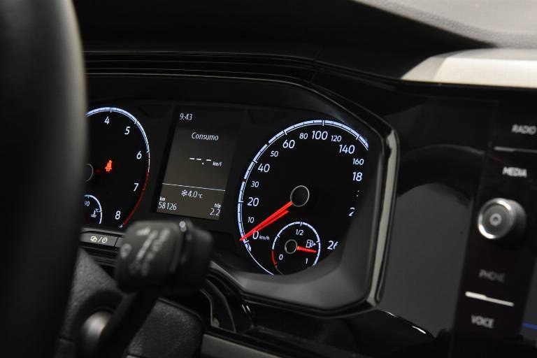 VOLKSWAGEN Polo 14