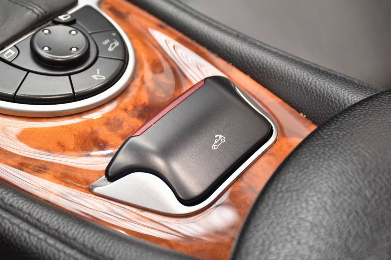 MERCEDES-BENZ SL 350 47