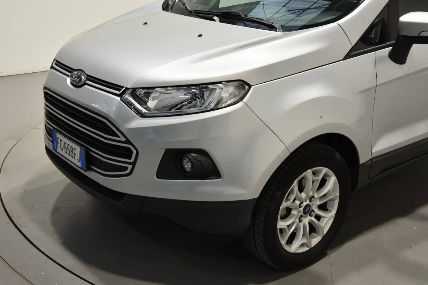 FORD EcoSport 33