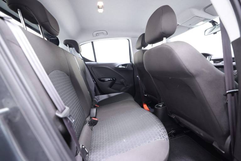 OPEL Corsa 38