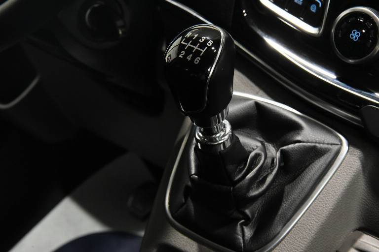 FORD Tourneo Custom 24