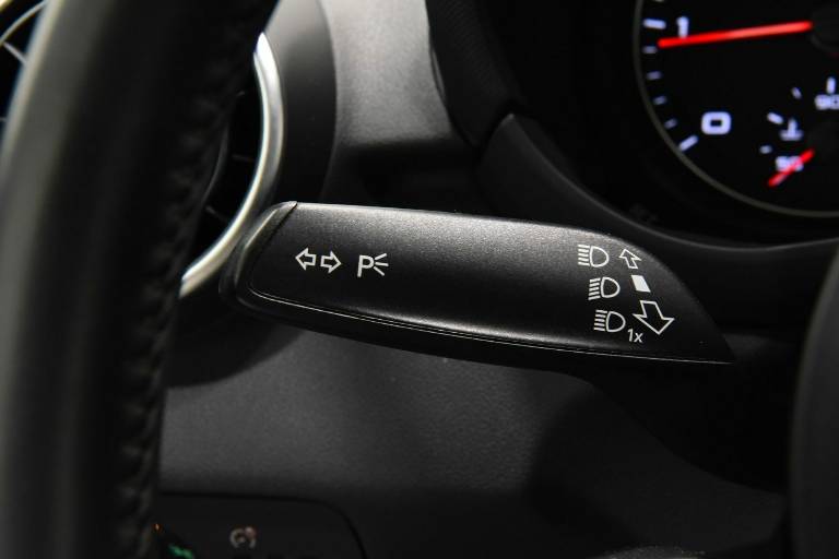 AUDI A1 26