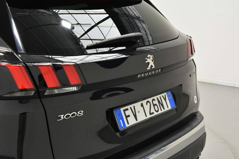 PEUGEOT 3008 42