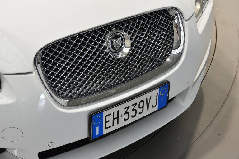 JAGUAR XF 41