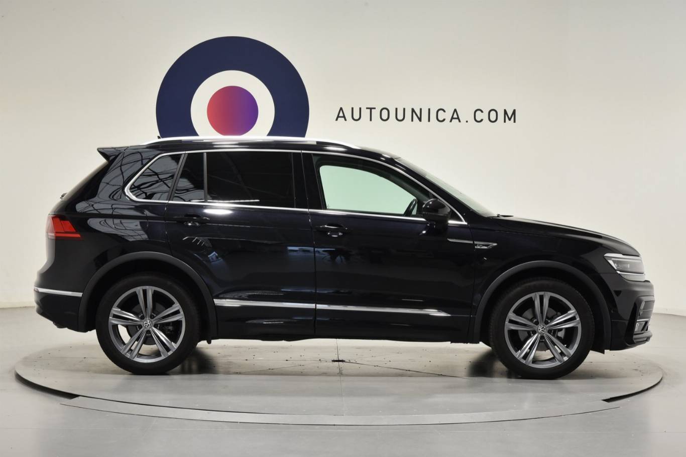 VOLKSWAGEN Tiguan 31