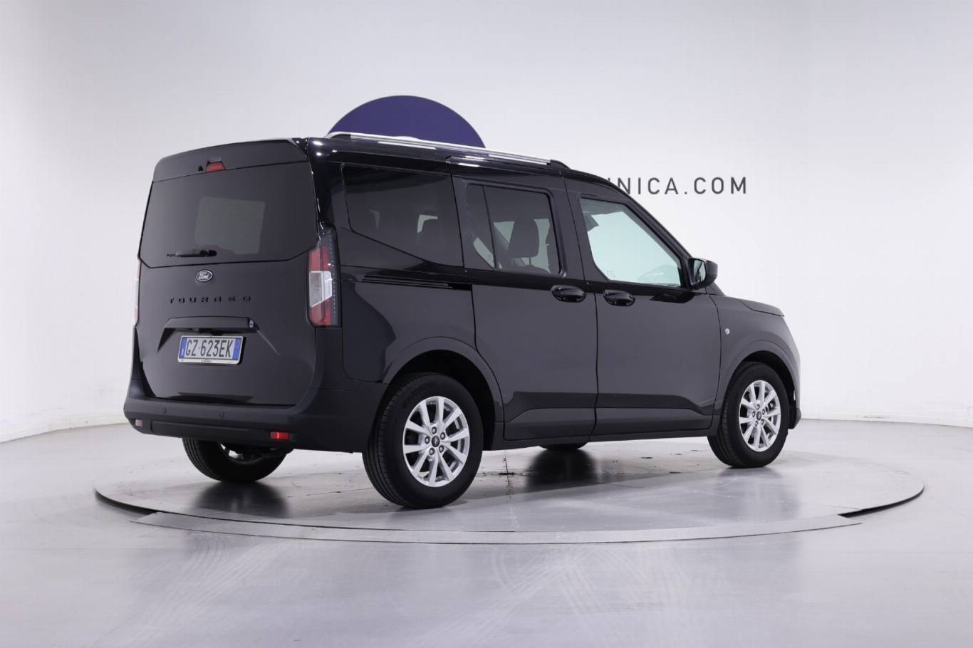FORD Tourneo Courier 14