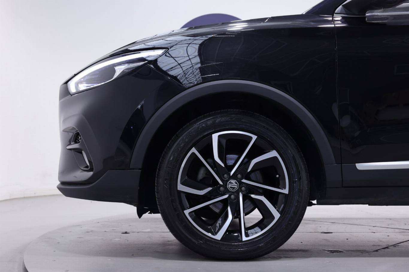 MG ZS 19