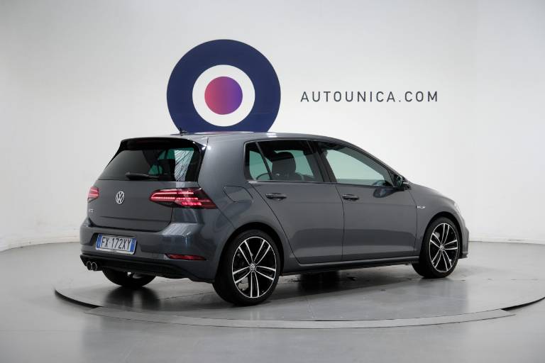 VOLKSWAGEN Golf GTD 14