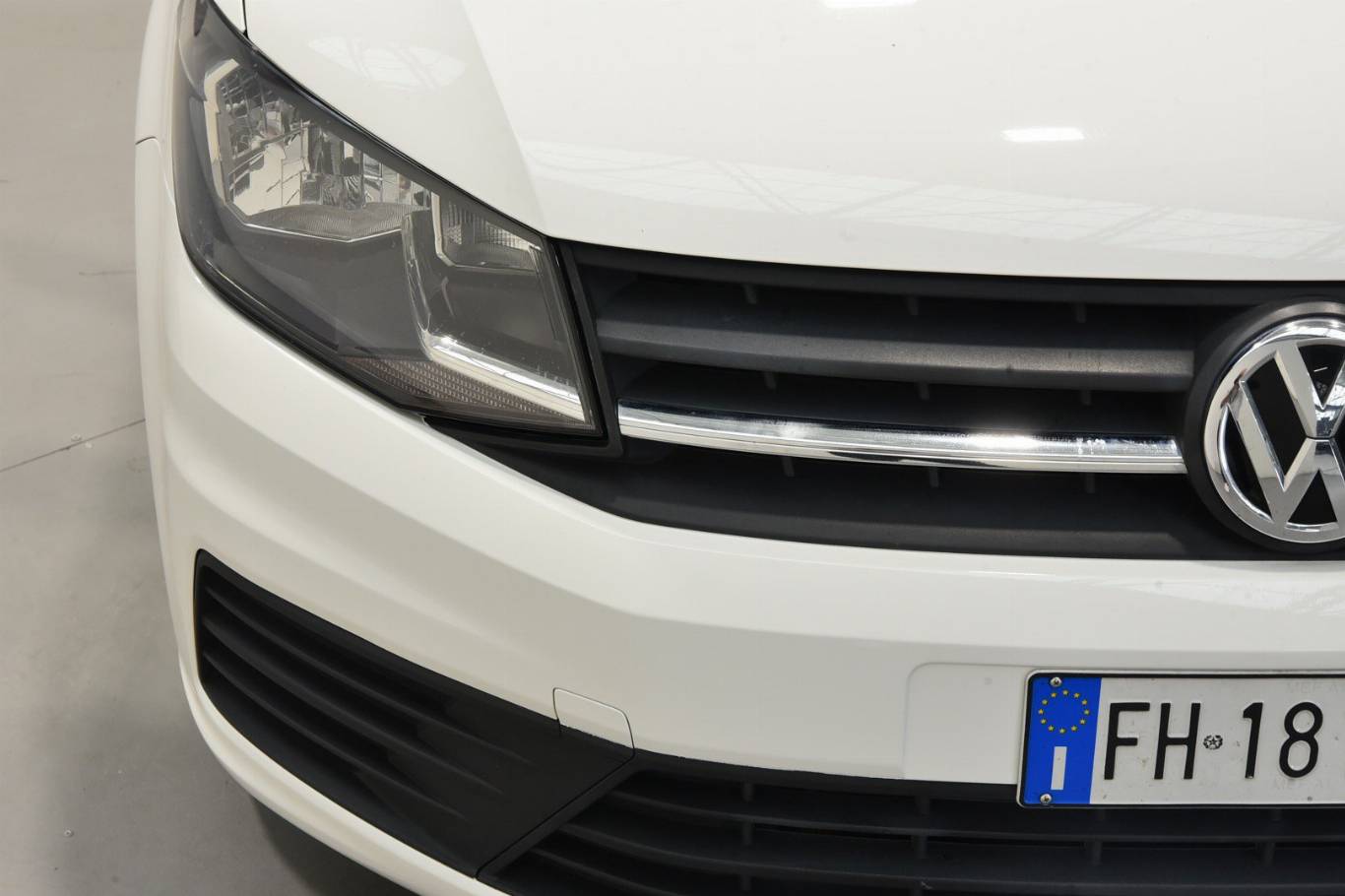 VOLKSWAGEN Caddy 13