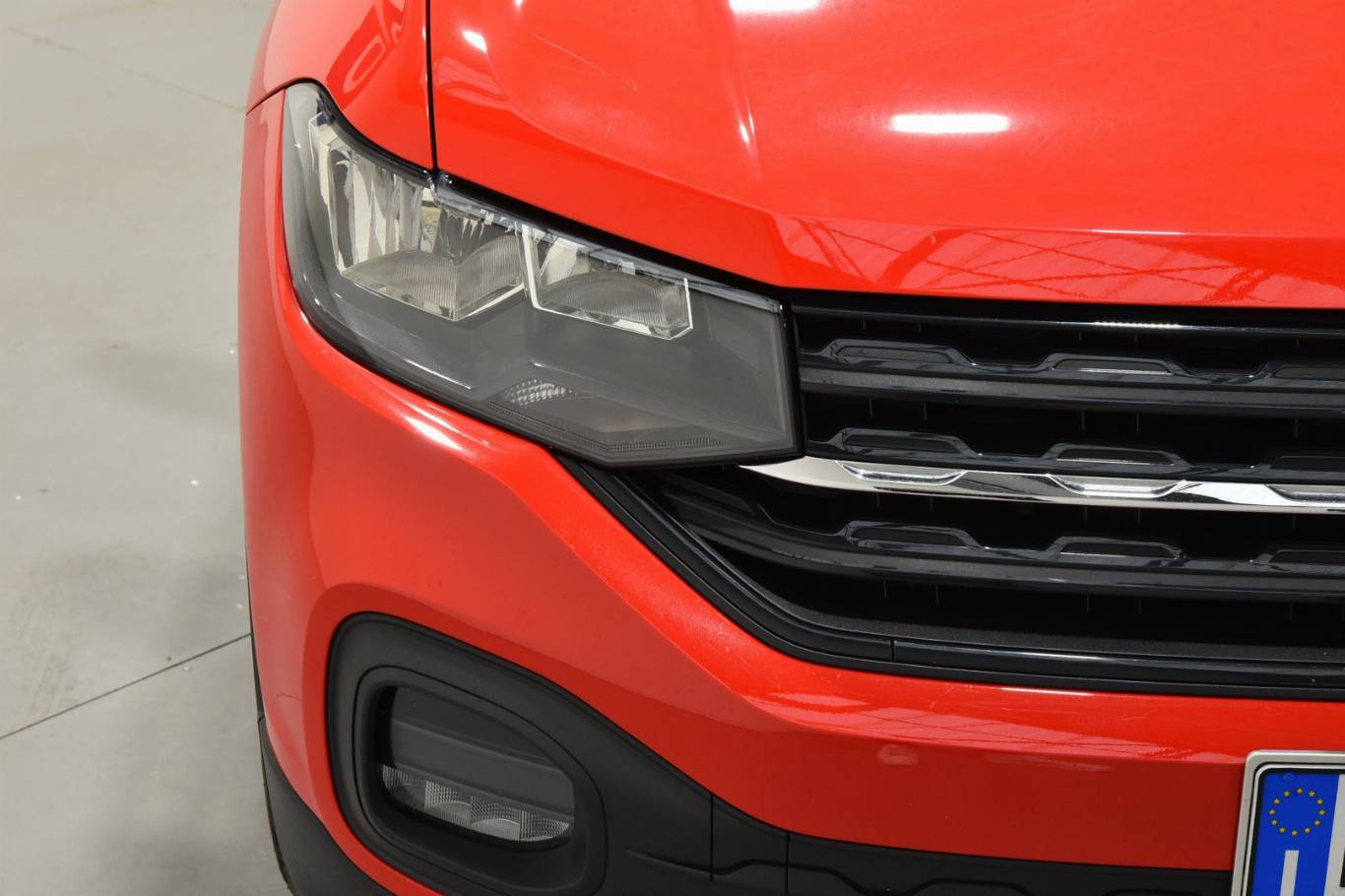 VOLKSWAGEN T-Cross 17