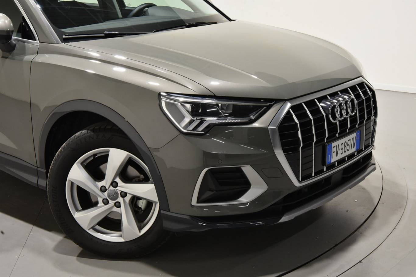 AUDI Q3 55