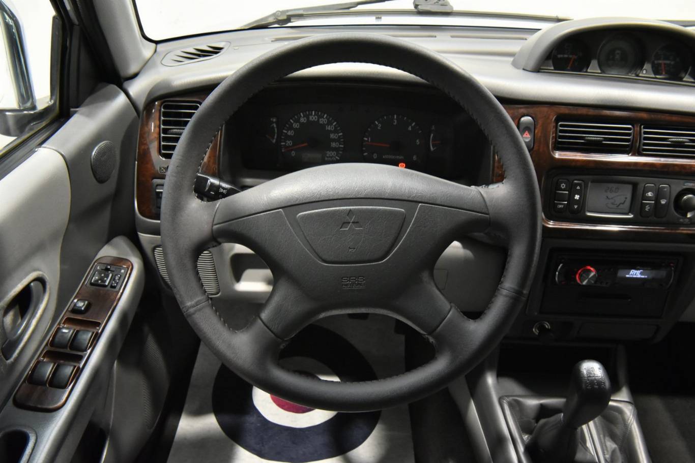 MITSUBISHI Pajero Sport 24