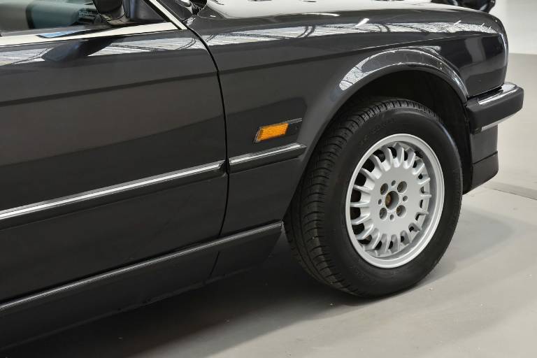 BMW 320 54