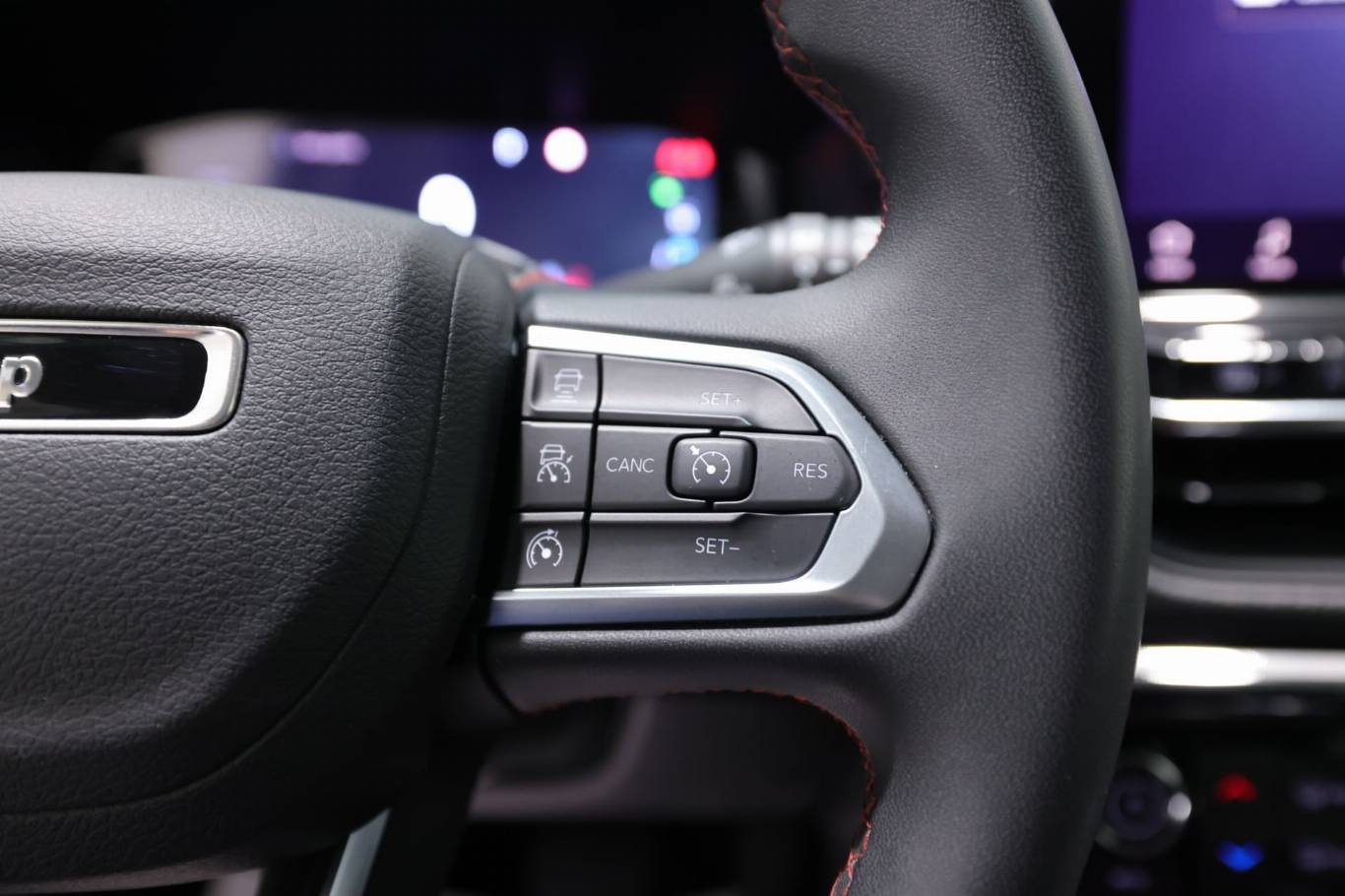 JEEP Compass 24