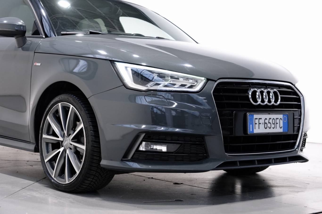 AUDI A1 55