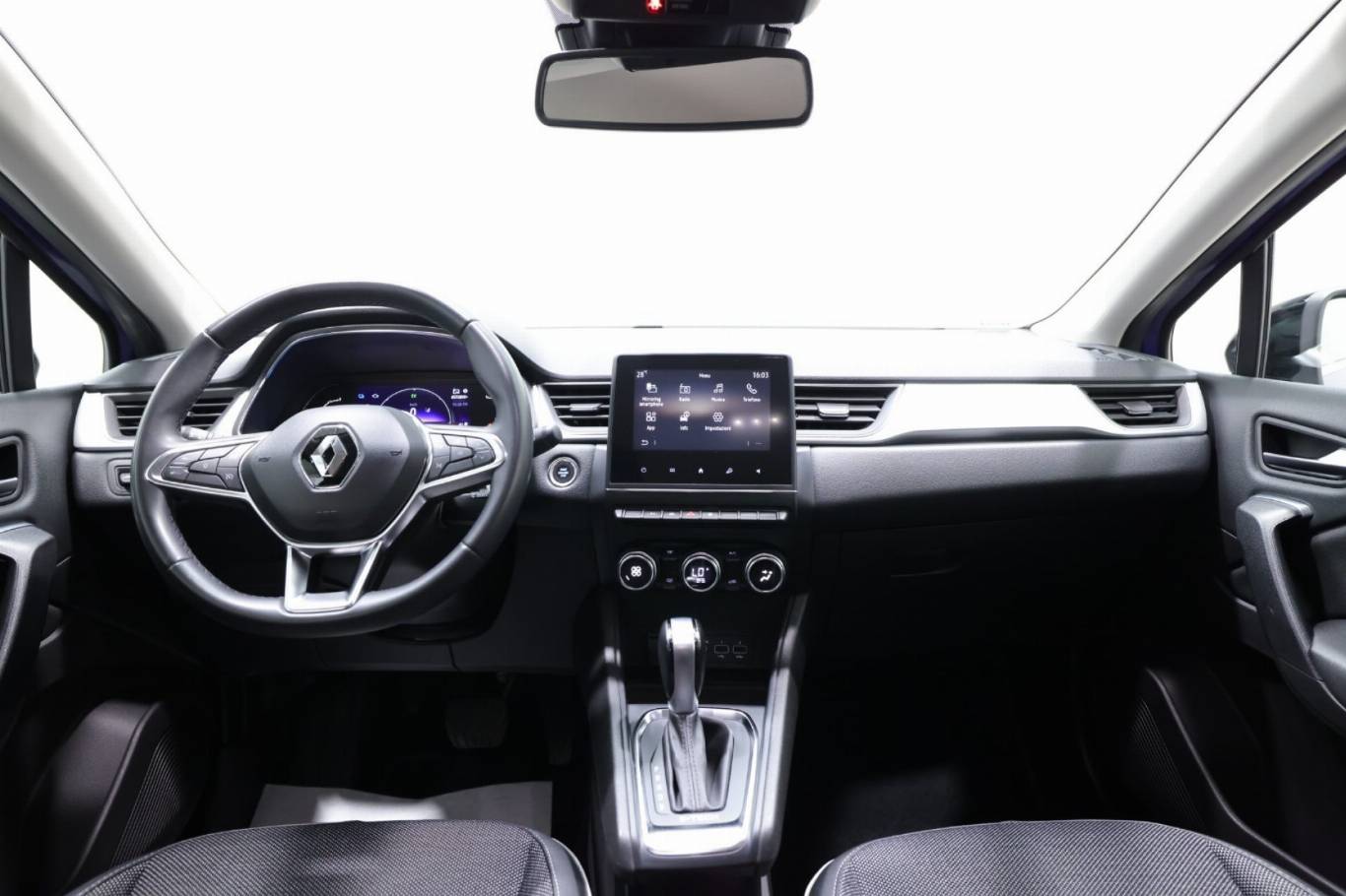 RENAULT Captur 10