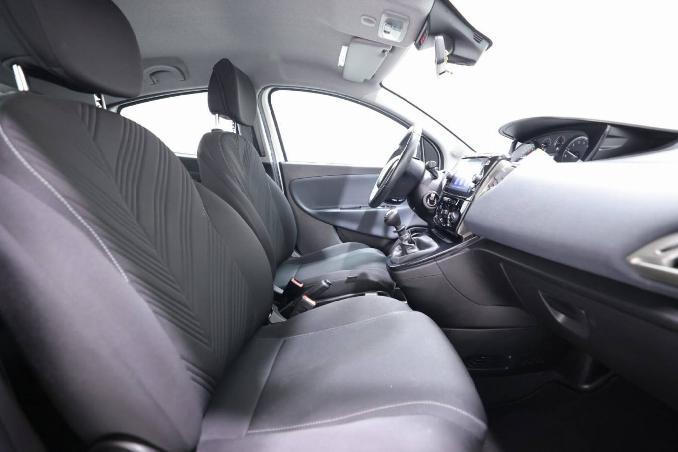 LANCIA Ypsilon 47