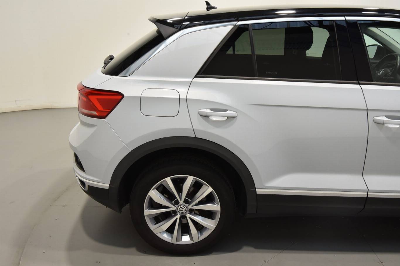 VOLKSWAGEN T-Roc 30