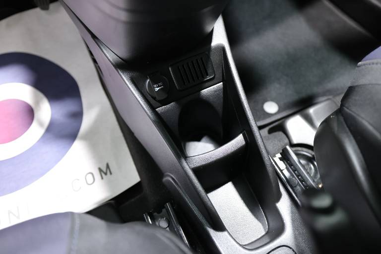LANCIA Ypsilon 28