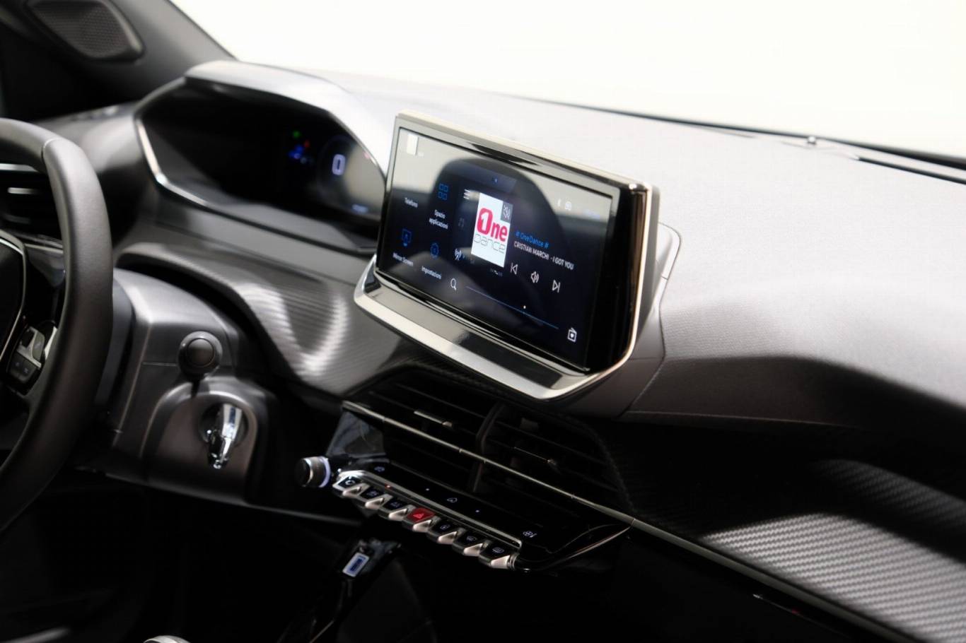 PEUGEOT 2008 53